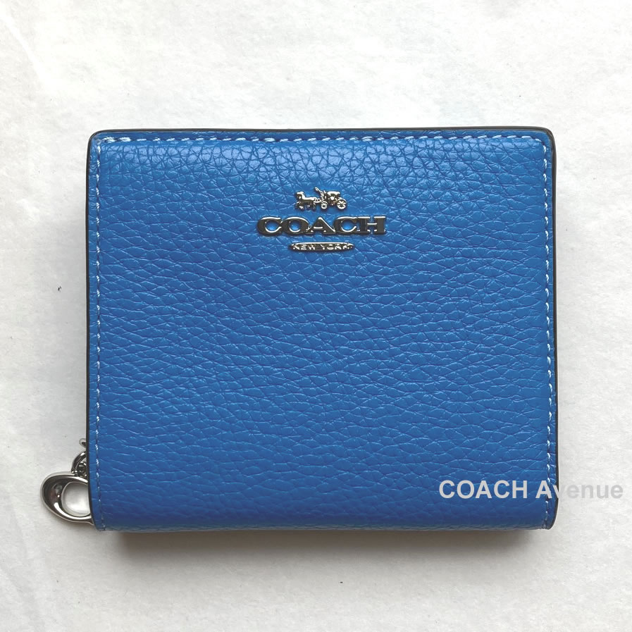 COACH　コーチ　２つ折り財布　スナップウォレット　水色　ブルー